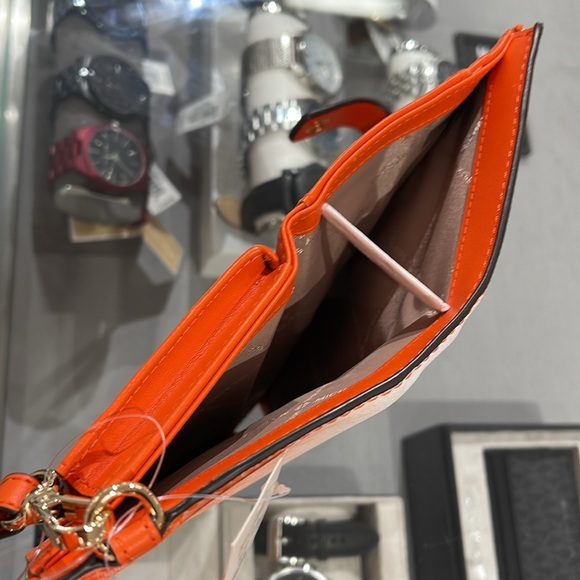 MICHAEL KORS
Jet Set Large Ombré Logo Double-Zip Wristlet-Wallet-Phone Case - Picture 12 of 16